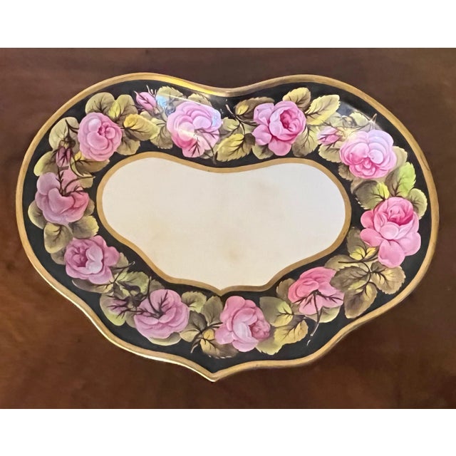 English Antique Early 19th Century Derby Porcelain Kidney Shape Dish With Hand Painted Rose Border For Sale - Image 3 of 9