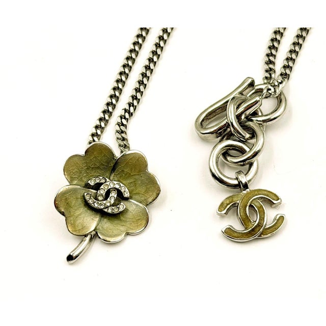Chanel Chanel Vintage Silver CC Mint Clover Pendant Necklace For Sale - Image 4 of 6