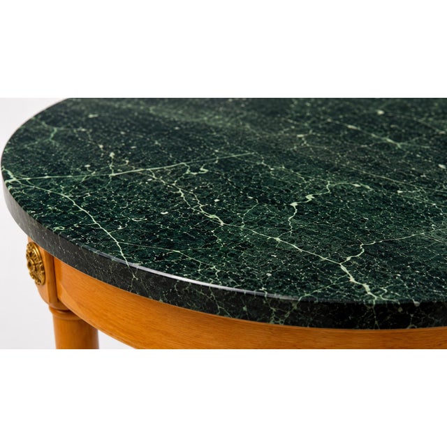 Late 20th Century Empire Style Green Marble Top Round Accent Table With Column Legs For Sale - Image 4 of 9