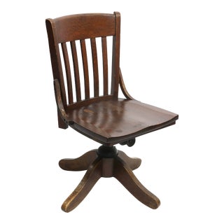 Antique American Swivel Desk Chair in Oak For Sale