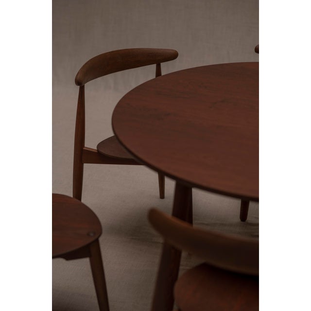 Heart Dining Set by Hans J. Wegner for Fritz Hansen, 1960s, Set of 7 For Sale - Image 11 of 18