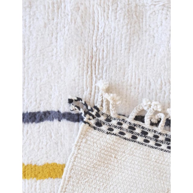 Moroccan Boujaad Wool Rug - 7.8 X 7 Ft For Sale In Cleveland - Image 6 of 8