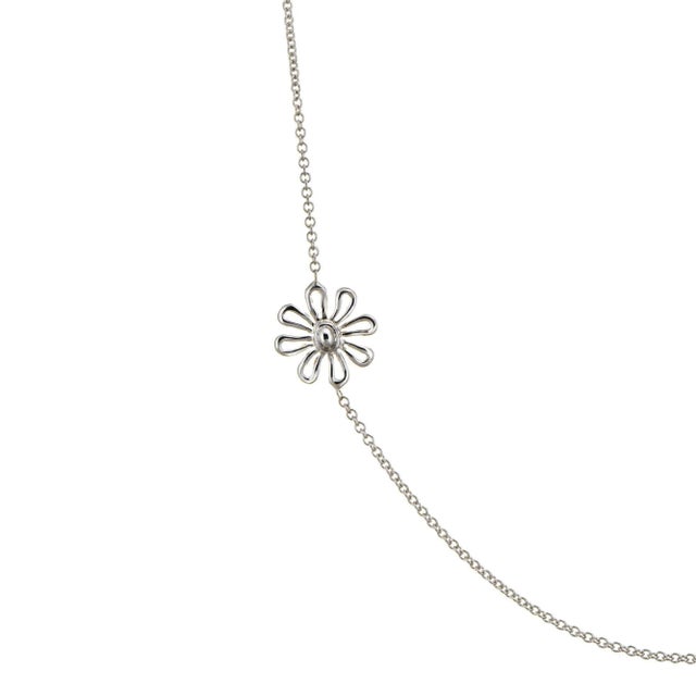Stylish and finely detailed estate Tiffany & Co flower necklace, crafted in sterling silver. The Paloma Picasso designed...