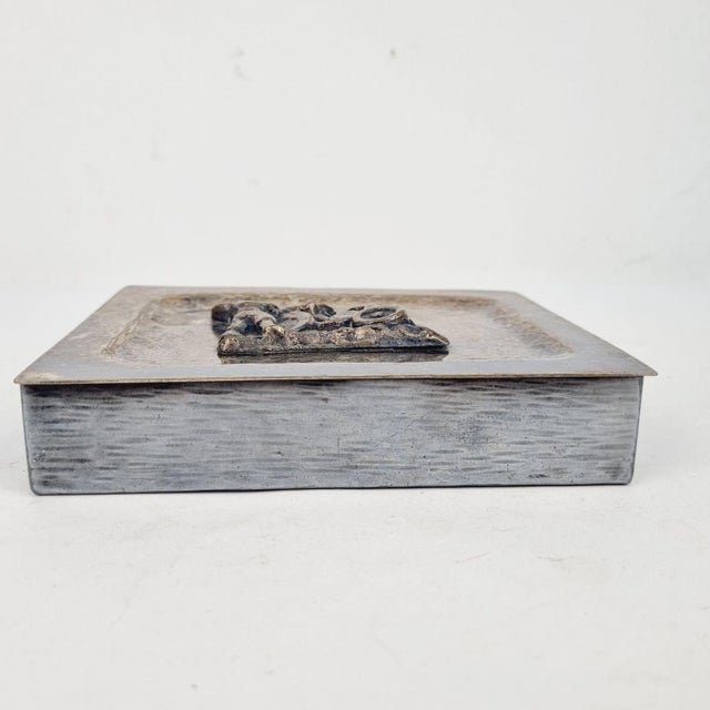 Vintage Silver-Plated Cigarette or Jewelry Box For Sale - Image 5 of 15