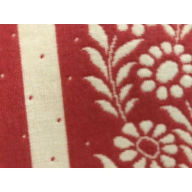 French 6 Yards Brunschwich and Fils Woven Cotton Fabric. Reversible. Dominant Red on One Side or Dominant White on Other Side. French Floral Design. For Sale - Image 3 of 6