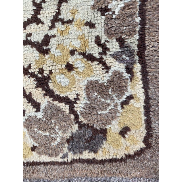 1920s European Art Deco Rug For Sale - Image 5 of 10