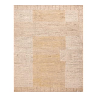 Nazmiyal Collection Soft Colors Modern Abstract Design Rug For Sale
