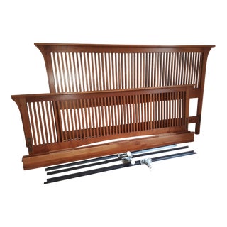 Stickley Cherry King Spindle Bed Mission Style with Central Valley Finish For Sale