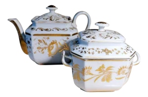 Late 19th Century Napoleon III Porcelain De Paris Tea Pot & Sugar Bowl With Pure Gold Decorations- 2 Pieces