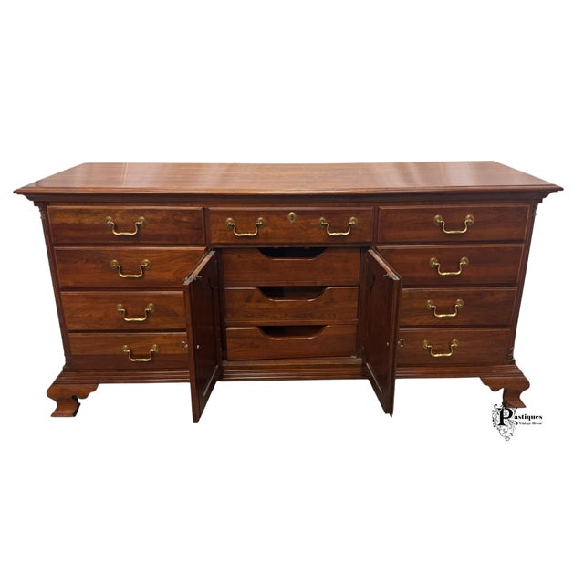 Late 20th Century Vintage Jamestown Sterling Chippendale Style Mahogany Triple Dresser & Mirror For Sale - Image 5 of 12