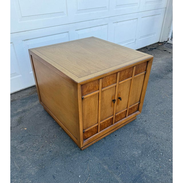 1970s Drexel Meridian Mid Century Modern Side Table For Sale - Image 9 of 11
