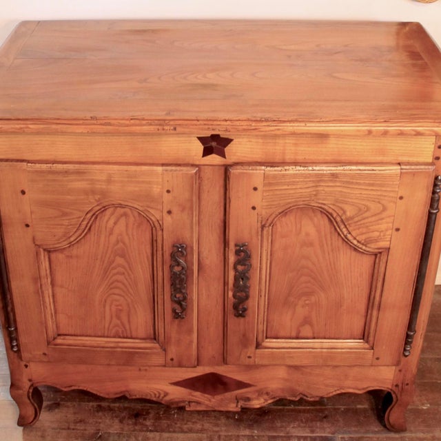 Late 19th Century Small French Provincial Elm Cabinet, 19th Century For Sale - Image 5 of 14