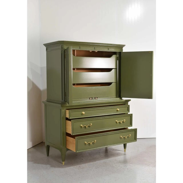 Metal Mid Century Transitional Highboy Dresser by American of Martinsville in Olive Green - Newly Painted For Sale - Image 7 of 13