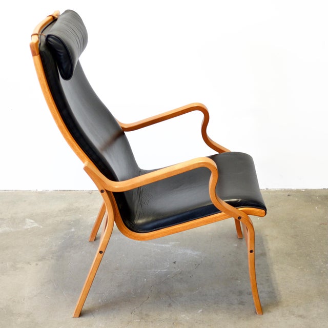 Skovby Møbelfabrik A/S 1960s Attributed to Skovby Møbelfabrik "Bern" Bentwood Beech Armchair With Leather Upholstery For Sale - Image 4 of 7