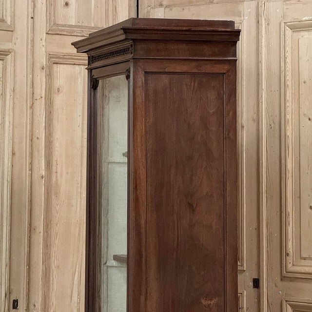 19th Century French Louis XVI Style Walnut Bookcase For Sale - Image 14 of 18