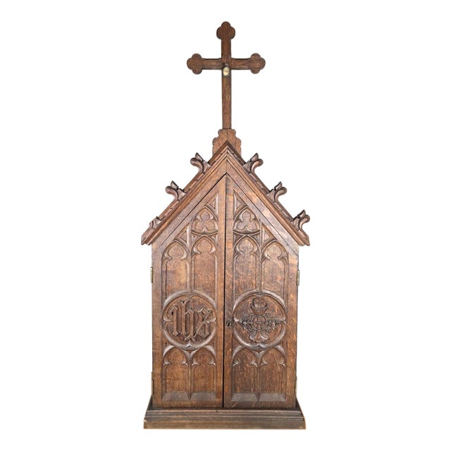 Neo-Gothic Tabernacle in Carved Oak, 1900s For Sale