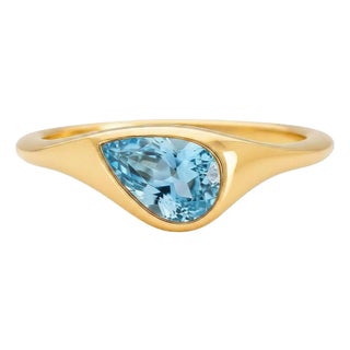Pear Topaz East-West Ring, Size 7.5 For Sale