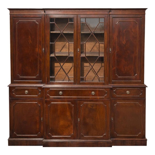 Vintage English Bookcase in Mahogany, 1950s For Sale - Image 10 of 10