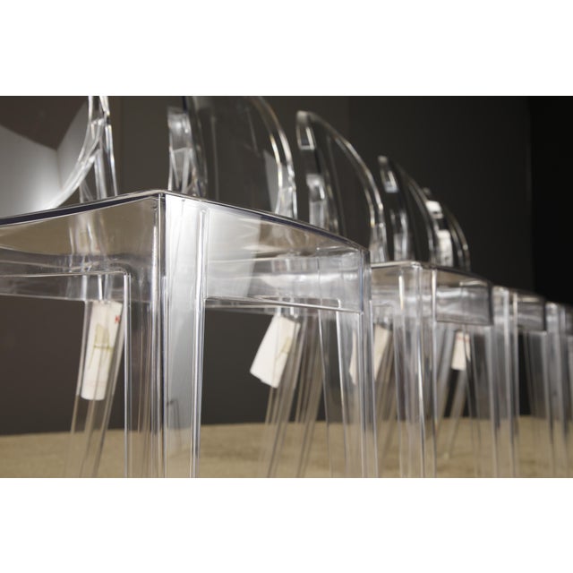 Plastic Kartell Victoria Ghost Chairs Clear Philippe Starck Acrylic Dining Chairs - Set of 5 (New Old Stock) For Sale - Image 7 of 16