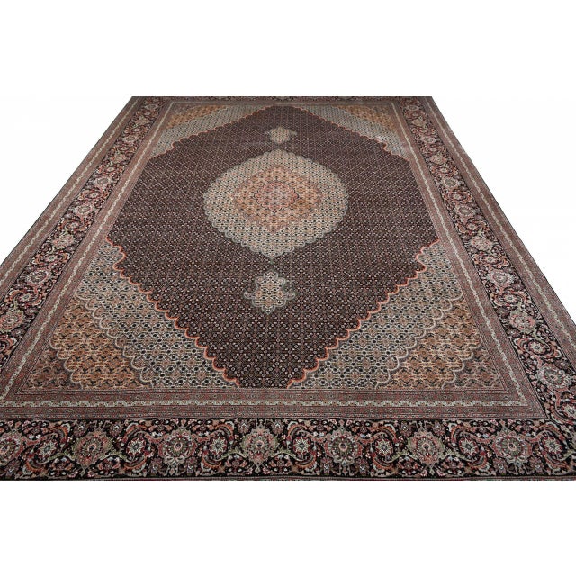 Mid-Century Modern Orient Rug in Wool & Cotton For Sale - Image 3 of 14