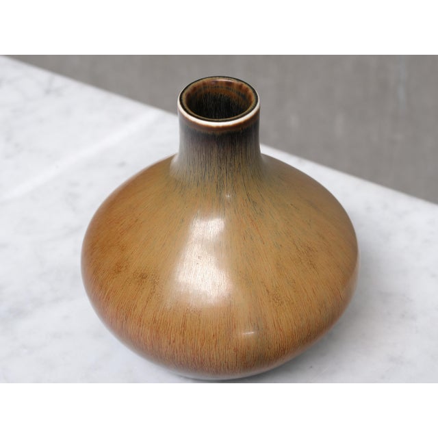 Ceramic Vintage Glazed Ceramic Vase in Harfur Glaze by Carl-Harry Stålhane for Rörstrand, Rörstrand, 1950s For Sale - Image 7 of 9