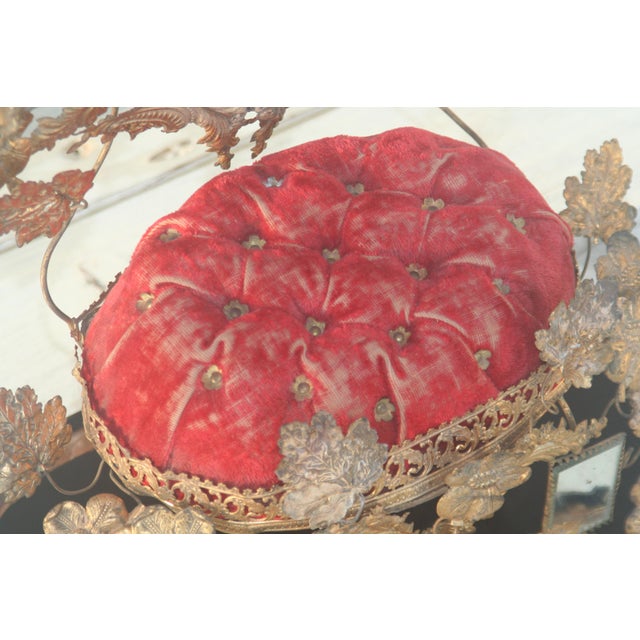 Metal Globe De Mariage Jewelery Box in Red Velvet and Gilded Metal For Sale - Image 7 of 18