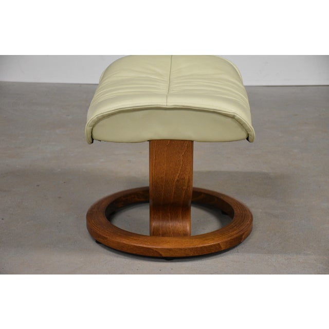 1990s Ekornes Stressless Off White Cream Leather Teak Ottoman For Sale - Image 4 of 7