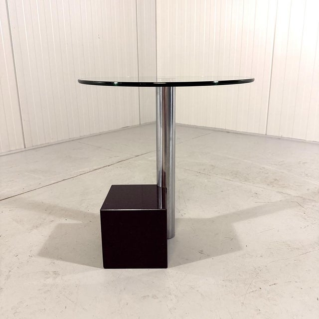 Stylish design side table HK-2 by Hank Kwint for Metaform, Netherlands. Round thick glas table top, brushed stainless...