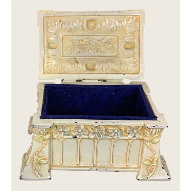 Antique Art Nouveau Jewelry or Trinket Box With Floral Decoration For Sale In Philadelphia - Image 6 of 7