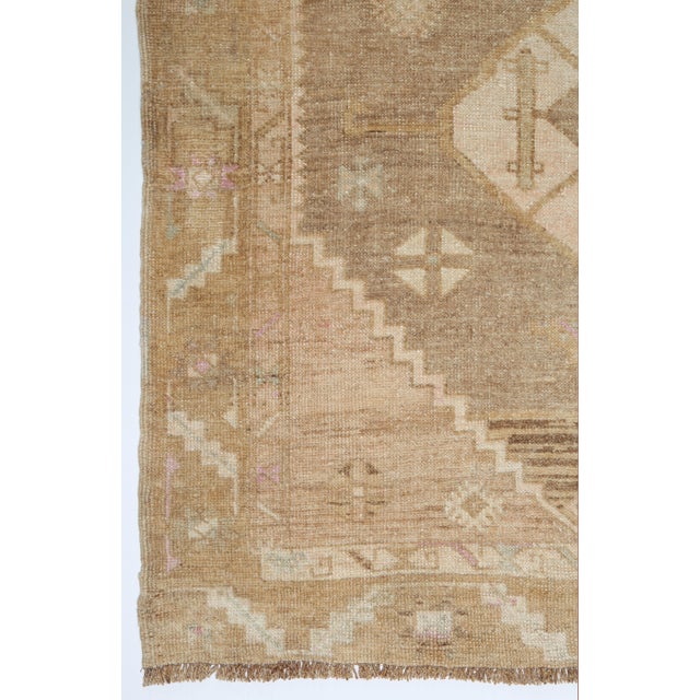 Vintage Oushak Runner – Muted Anatolian Wool With Diamond Medallions in Beige, Tan, and Soft Brown -4' 3'' X 12' 2'' For Sale - Image 10 of 13