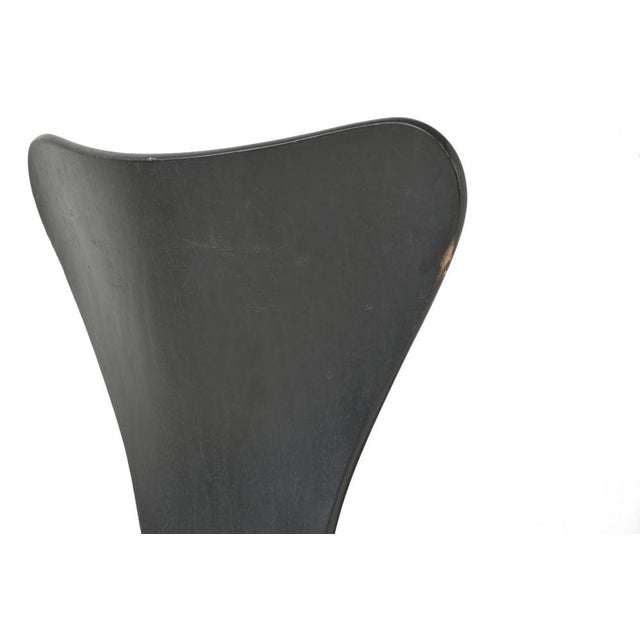 Model 3107 Desk Chair with Wheels by Arne Jacobsen for Fritz Hansen, Denmark 1955 For Sale - Image 12 of 16
