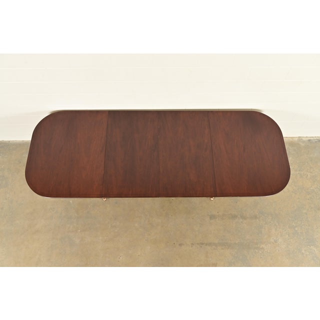 1980s Baker Furniture Style Georgian Banded Mahogany Double Pedestal Extension Dining Table, Newly Refinished For Sale - Image 5 of 14