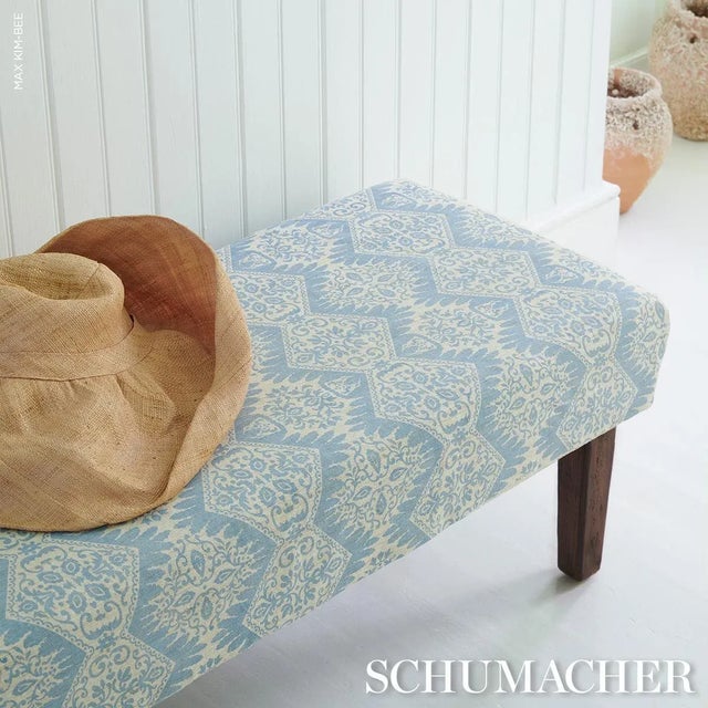 Inspired by a magnificent silk velvet suit in the Colonial Williamsburg Foundation archive, Berkeley is a modern...