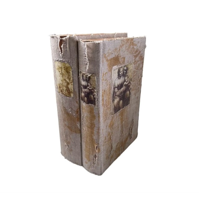 Late 20th Century Set of Linen Clad Book Boxes With Leonardo Da Vinci Illustrations For Sale - Image 4 of 5