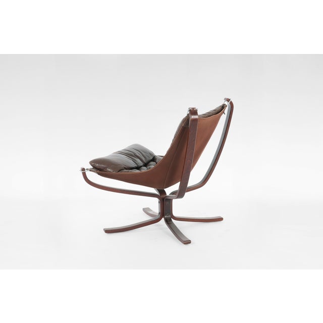 Vintage Falcon Chair in Brown Leather and Plywood by Sigurd Ressell for Vatne Møbler, 1970s For Sale - Image 3 of 8