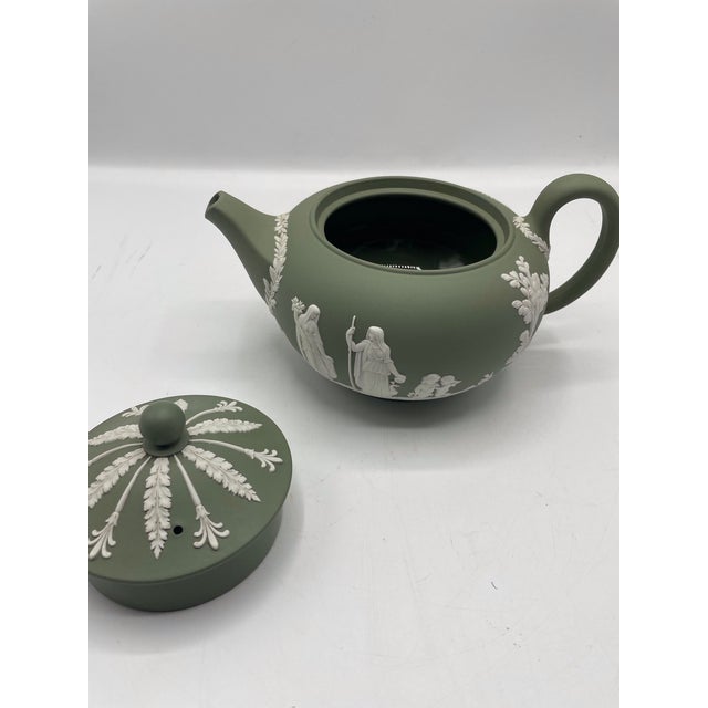 Vintage Wedgwood Sage Green Jasperware Teapot 1955 Glazed Interior Mint Interior For Sale - Image 11 of 12