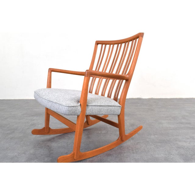ML33 Rocking Chair by Hans J. Wegner for A/S Mikael Laursen, 1950s For Sale - Image 9 of 18