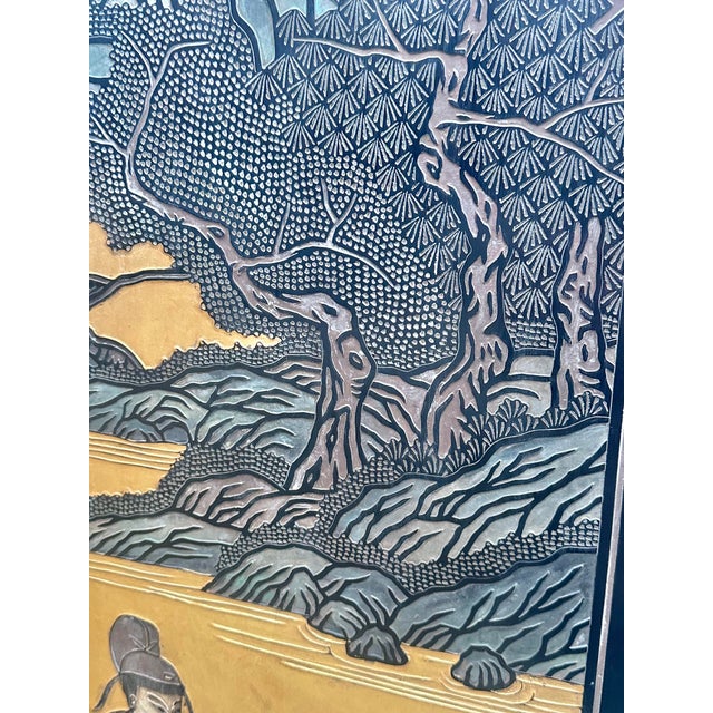 1970s Chinese Export Six Panel Coromandel Screen With Gold Leaf For Sale - Image 9 of 16