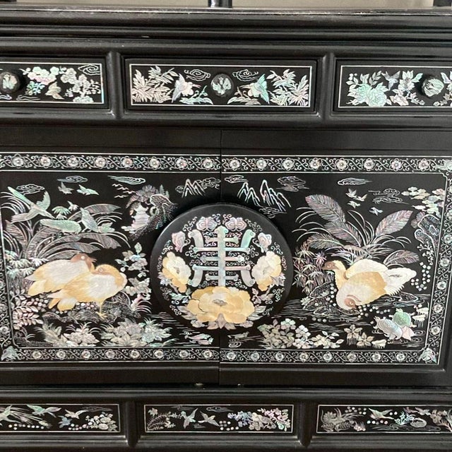 Black 1970s Elegant Black Lacquered Bookshelf With Mother of Pearl Inlay For Sale - Image 8 of 8