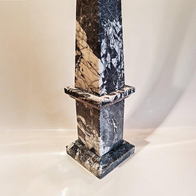 Stone Large Obelisk in Black Marble of Aquitaine, Italy, 1960s For Sale - Image 7 of 10