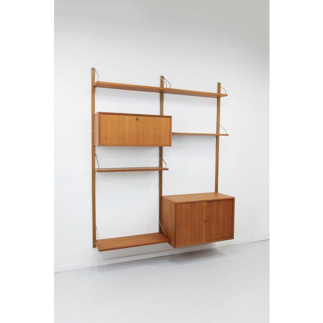 Royal System Shelving System in Teak by Poul Cadovius, 1960s, Set of 10 For Sale - Image 17 of 17