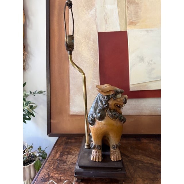 Vintage Hollywood Regency Chinese Foo Dog Ceramic Table Lamp Guardian Lion Chinoiserie For Sale - Image 12 of 12