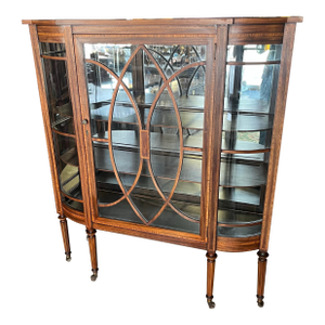 Early 20th Century Berkey and Gay Sheraton Style Cabinet