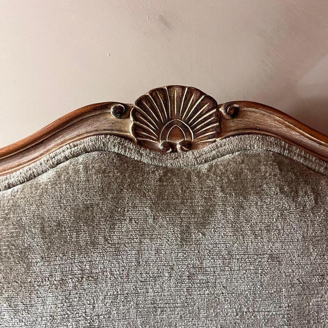 2000 - 2009 Vintage Chair in the style of Louis XV For Sale - Image 5 of 7