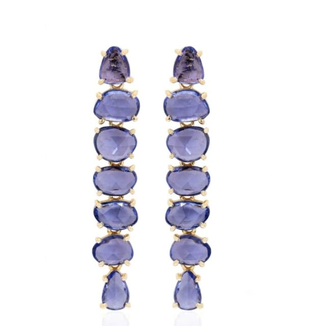 Modern Natural Blue Sapphire 11.18 CTS Stud Earrings in 18k Gold For Sale - Image 3 of 8