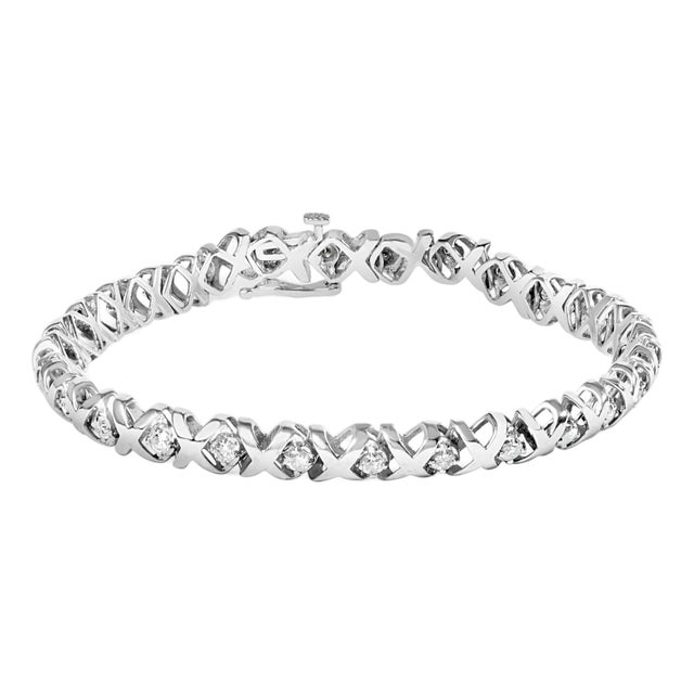 10K White Gold 1 1/2 Cttw Diamond Alternating Diamond and X-Link 7.5" Tennis Bracelet (H-I Color, I2-I3 Clarity) For Sale