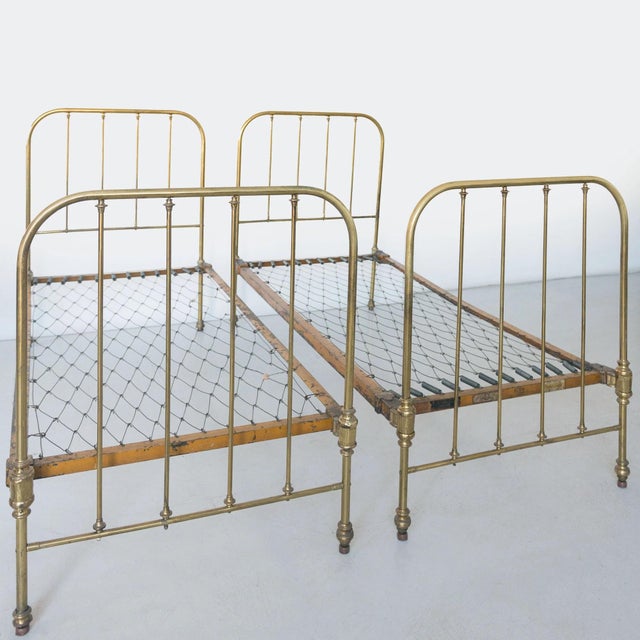 Antique Edwardian Brass Twin Beds, 1890s, Set of 2 For Sale - Image 18 of 18