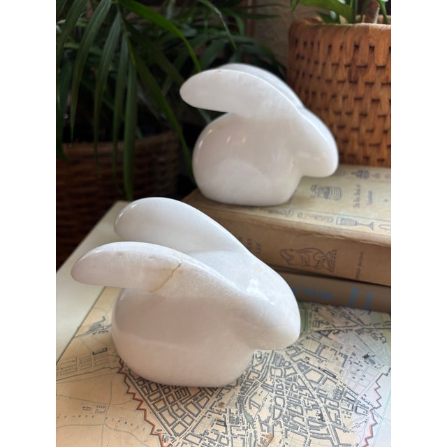 Late 20th Century White Carved Stone Bunny Rabbit Bookends For Sale - Image 6 of 9