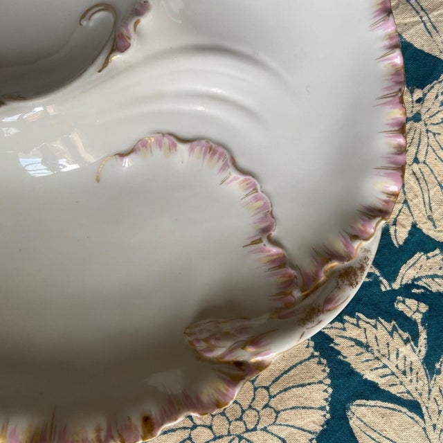 Ivory French Porcelain Artichoke Asparagus Plates from Haviland Limoges, 1930, Set of 3 For Sale - Image 8 of 10
