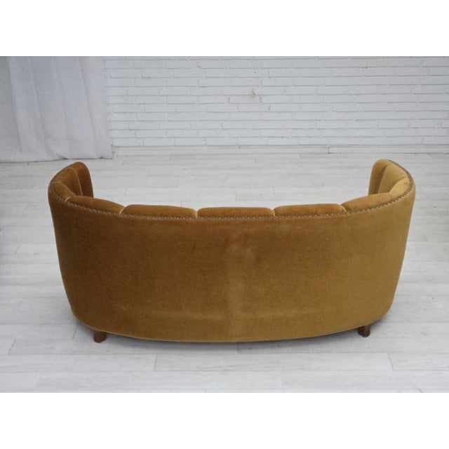 Danish 2-Seater Banan Sofa in Olive Green Furniture Velour, 1960s For Sale - Image 6 of 18